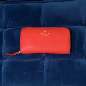 Kate spade red wallet ♠️